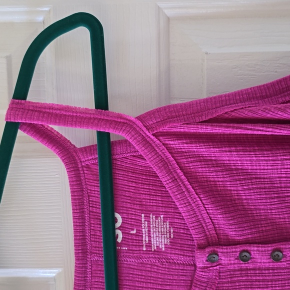 SO BRAND WOMENS JUNIOR SIZE PINK TANK TOP SIZE LARGE - Picture 3 of 12